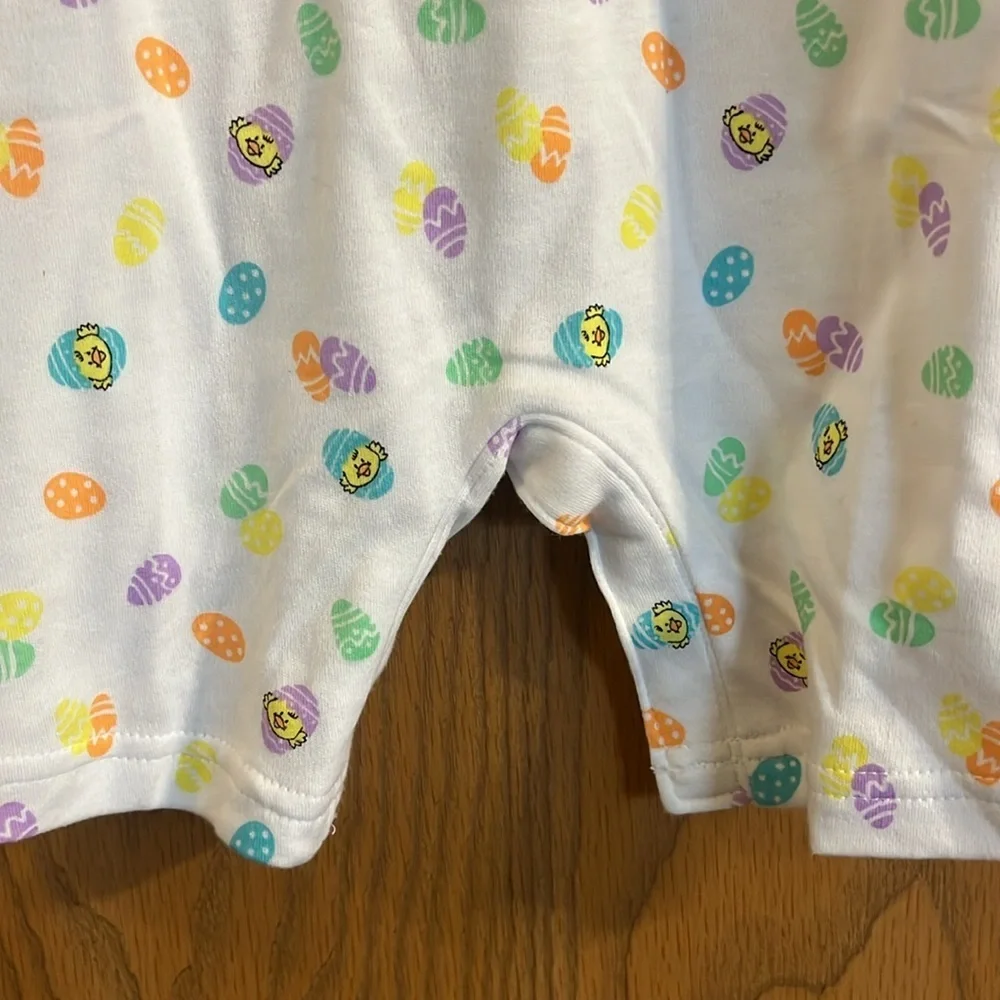 Avon White Bodysuit Romper with Easter Eggs‎ 18-24M